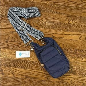 Water bottle holder/crossbody bag